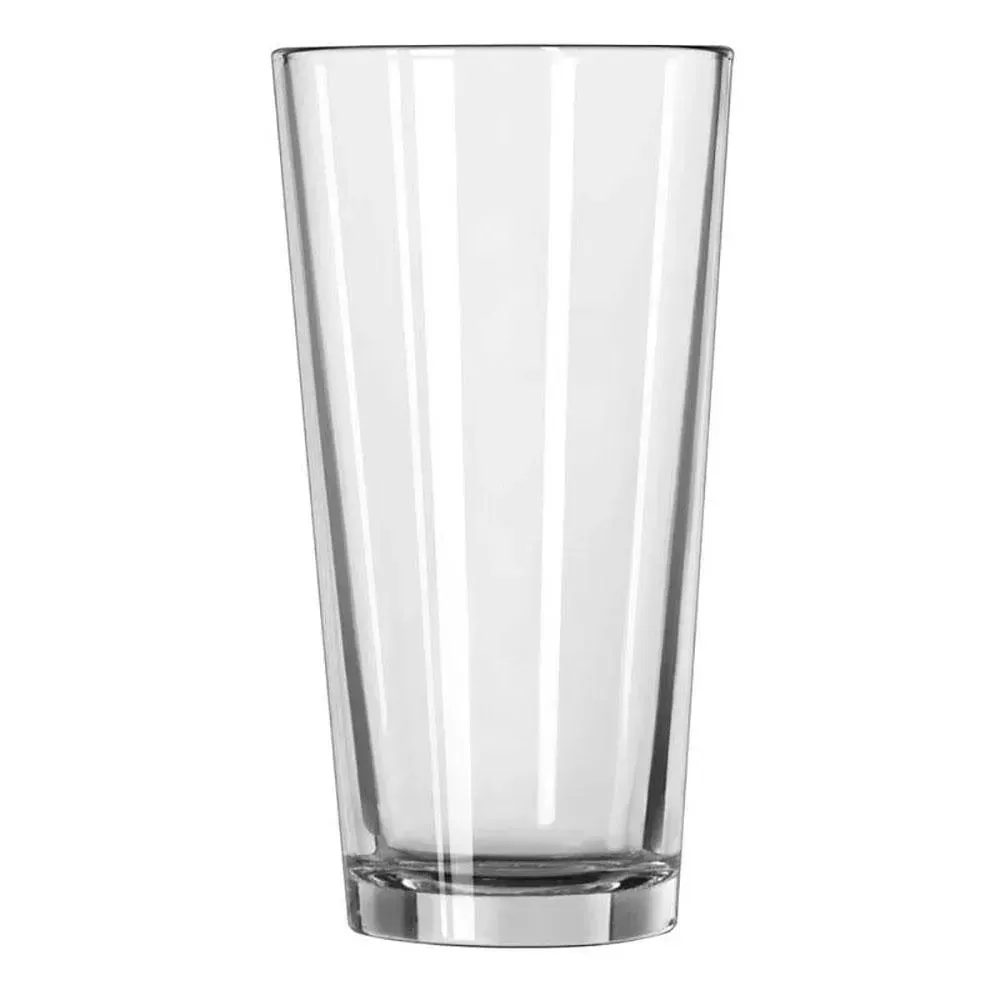 Clear tempered mixing glass by Libbey with a generous capacity and customizable design, perfect for craft cocktails in busy bars.