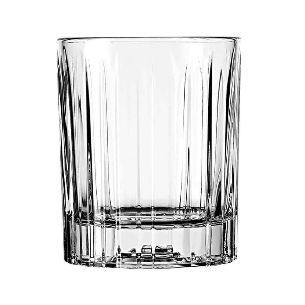 Flashback double rocks glass from Libbey with retro detailing and a thick base, perfect for serving cocktails or spirits with a vintage flair.