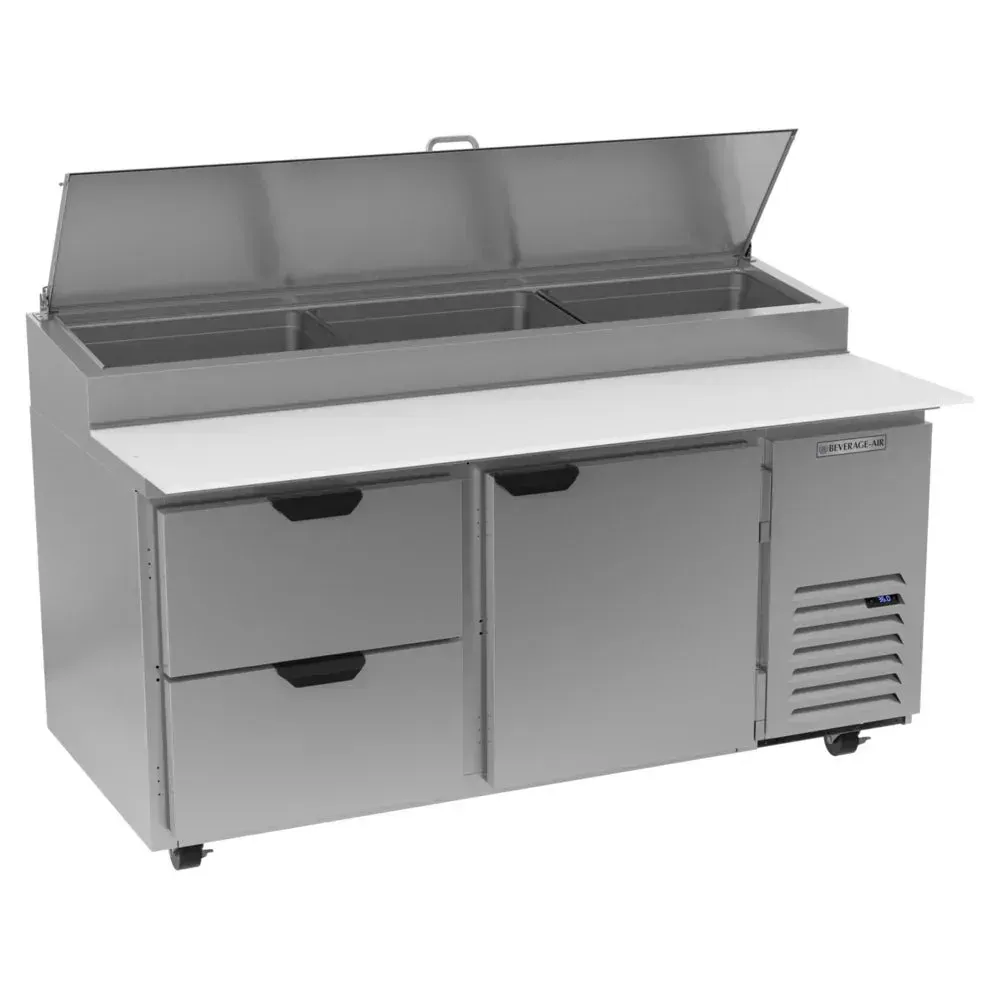 Pizza prep table by Beverage-Air with two stainless drawers and efficient cooling, built for smooth workflow and reliable cold storage.