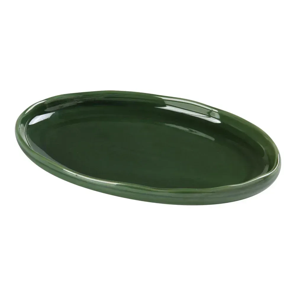 Yanco China green chinaware round plate, durable reusable catering serveware, perfect for entrees, mains, and shared food presentations.