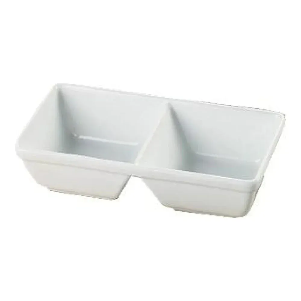White two-divided rectangular tray by Yanco China, generous for hotel and restaurant entrée sharing, café platter service, and buffet display.