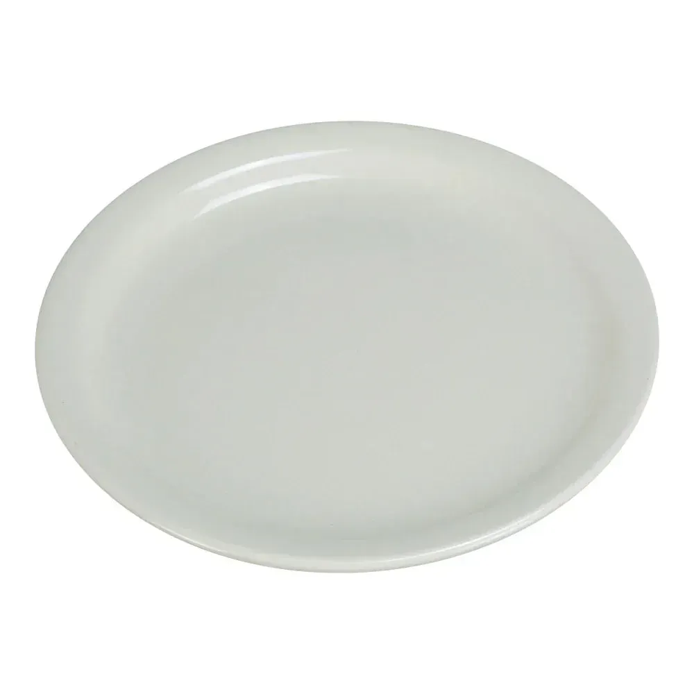 Large round chinaware dinner plate with a narrow rim design from Yanco China, providing a clean, elegant foundation for main course presentations.