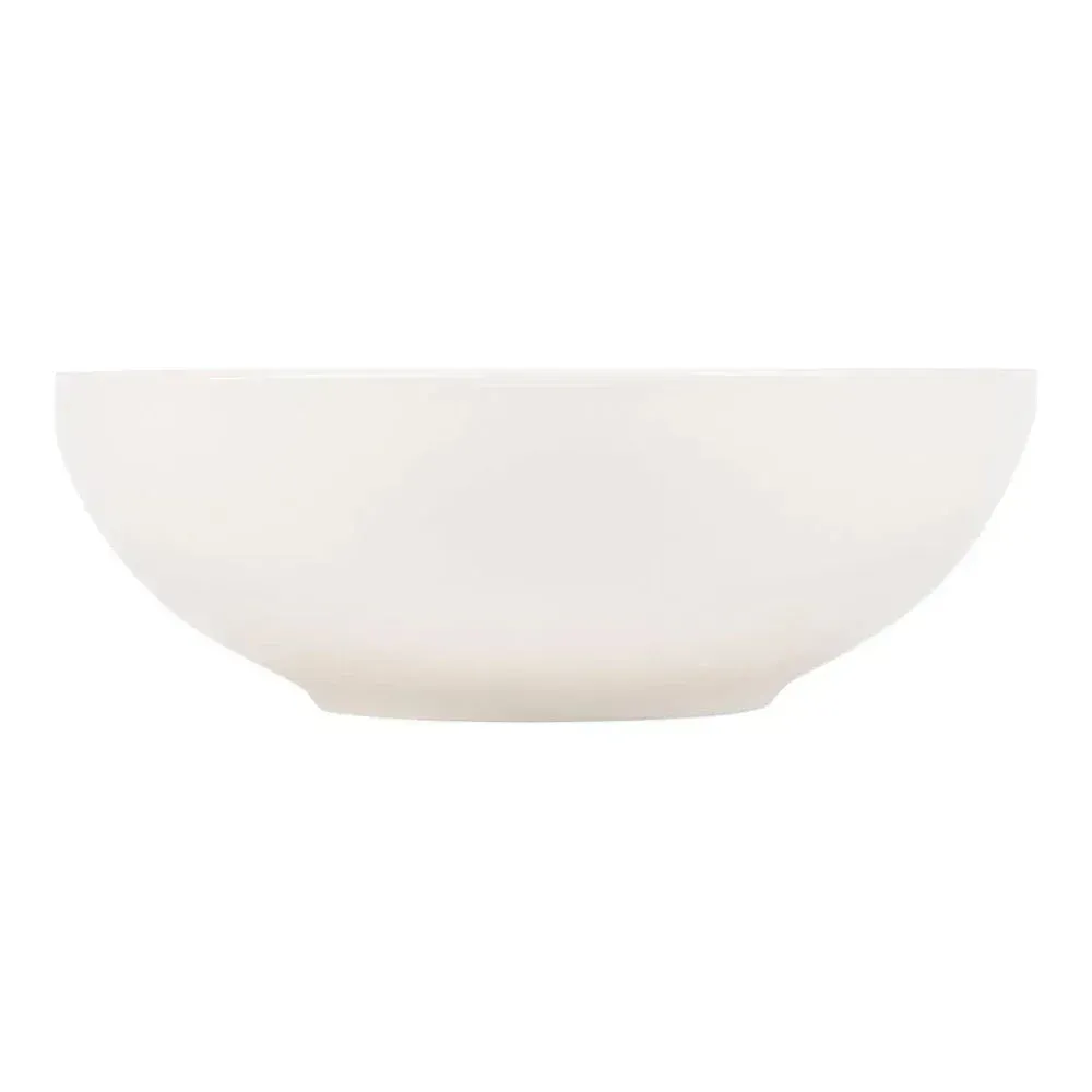 Yanco China white recovery soup bowls for family style or buffet service, large capacity, oven and dishwasher safe, perfect for pasta or stew.