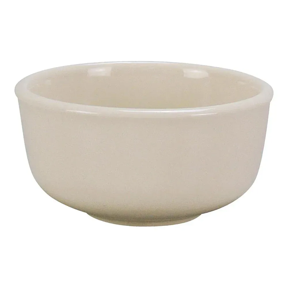 Yanco China white recovery jung bowls for soups or breakfast, durable microwave-safe design perfect for oatmeal, grain bowls, or hearty stews.