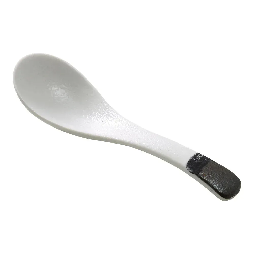 Yanco two-tone porcelain spoon, practical and durable, ideal for serving sauces, condiments, or tasting in restaurants and cafes.