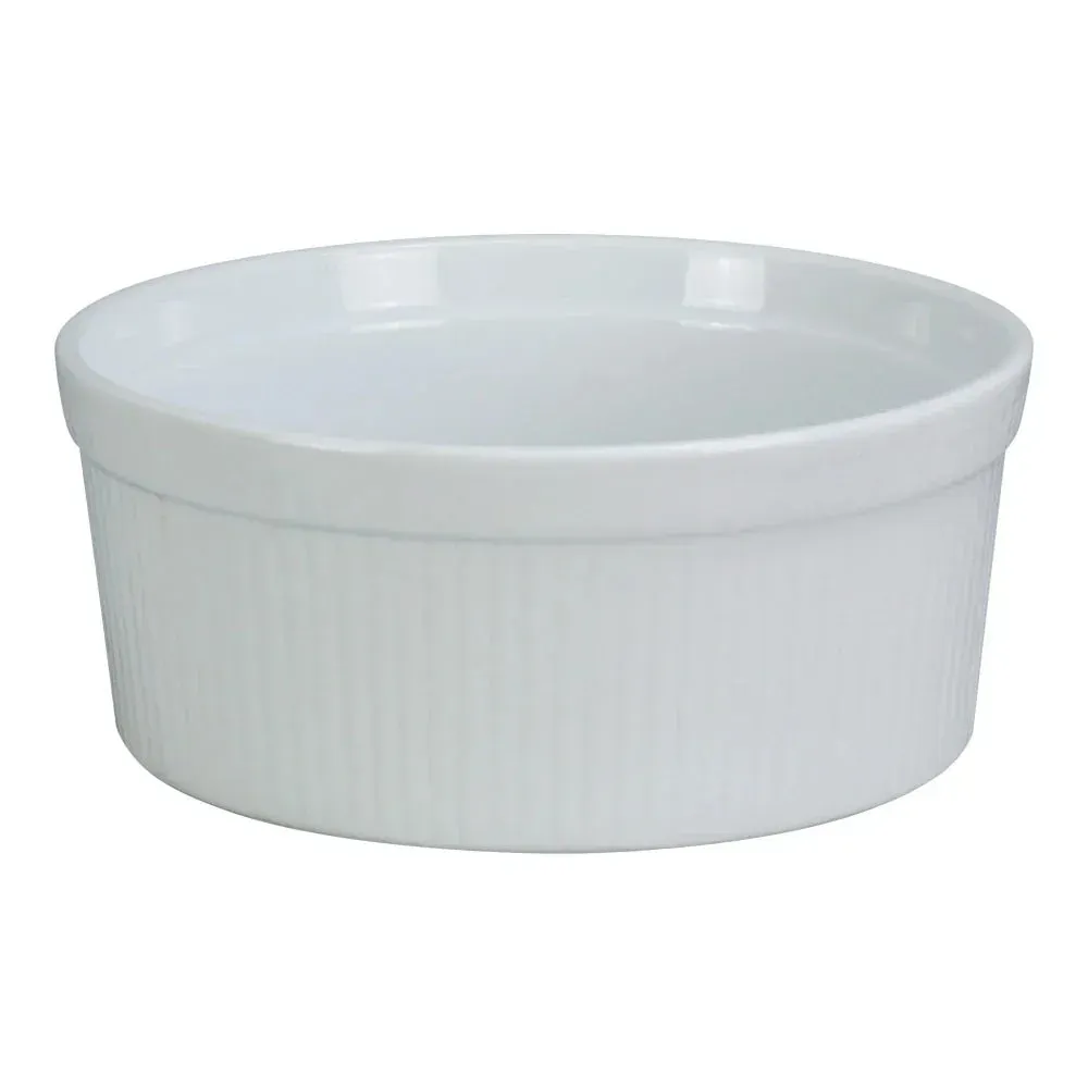 Yanco white porcelain fluted souffle bowl, sturdy and elegant, ideal for serving desserts, souffles, or chilled dishes in restaurants and cafes.